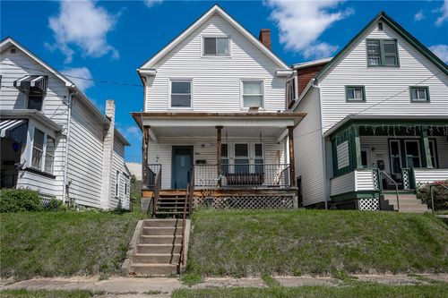 925 Roup Ave, Brackenridge, PA, 15014 | Card Image