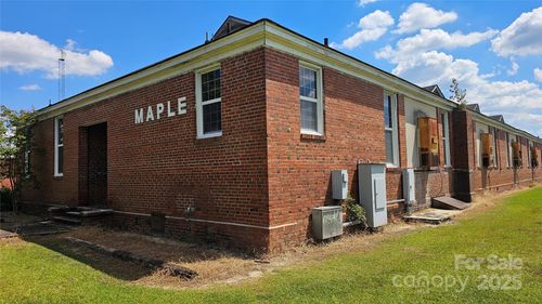 901 S 9th Ave, Dillon, SC, 29536 | Card Image