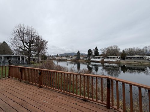 405 Currie Ln, Grants Pass, OR, 97526-5904 | Card Image