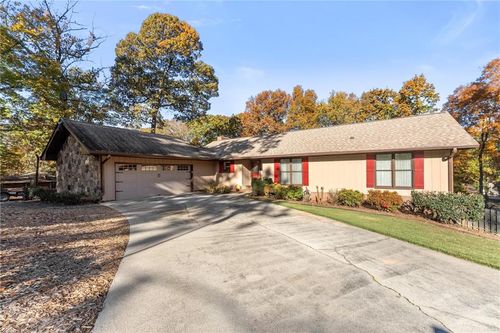 5788 Norton Cir, Flowery Branch, GA, 30542-3934 | Card Image