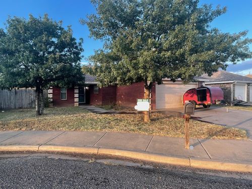 none-912 11th Street, Wolfforth, TX, 79382 | Card Image