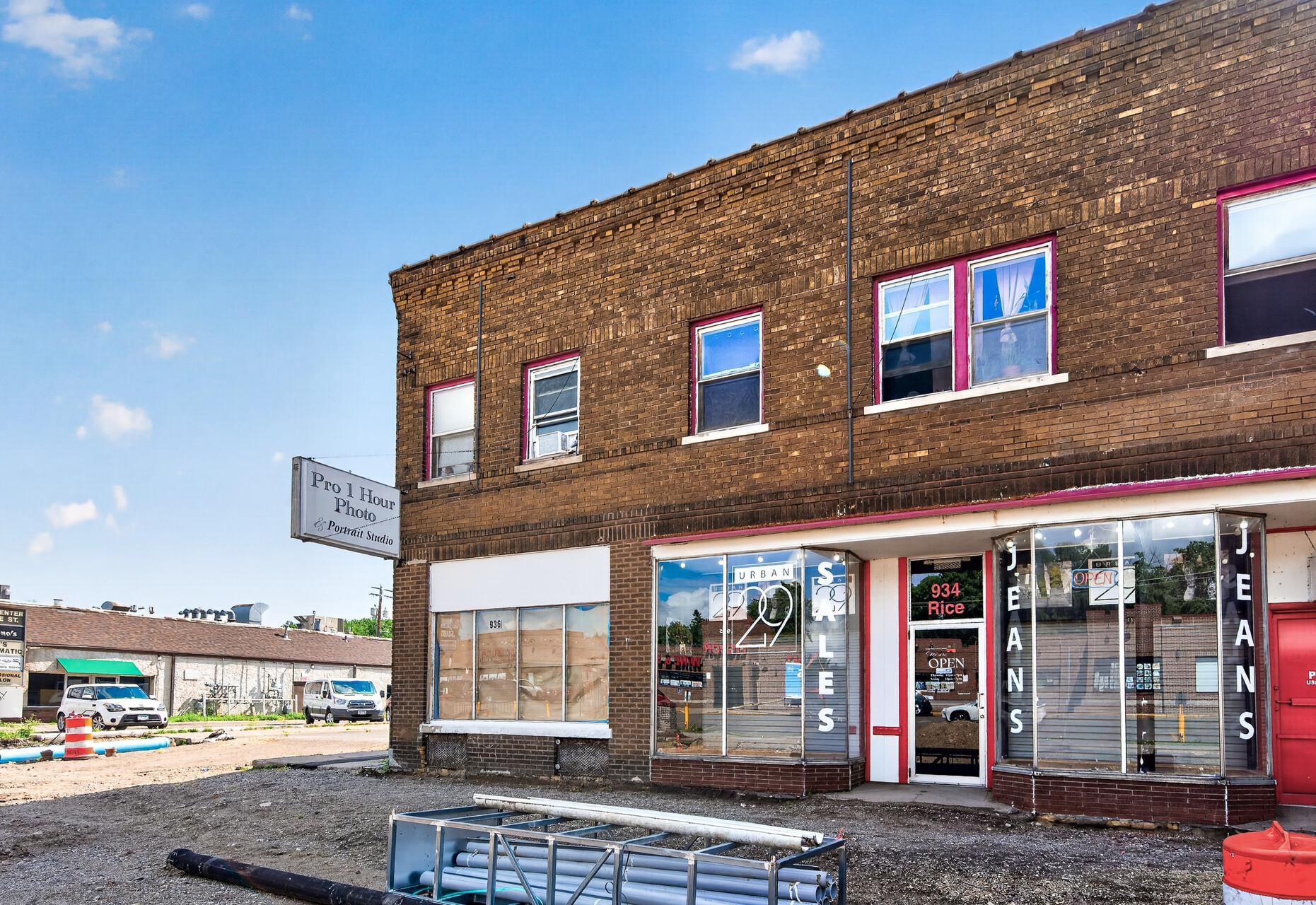 Commercial Sale in Saint Paul 3