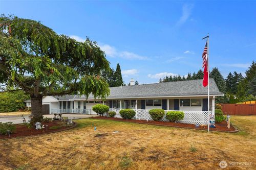 7030 123rd Ave Se, Newcastle, WA, 98056-1215 | Card Image