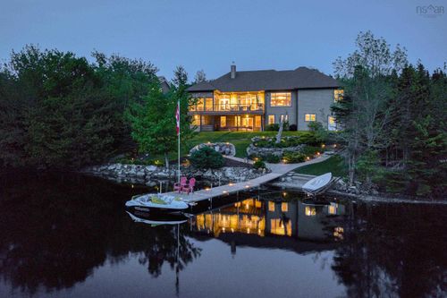 16 Joan Elizabeth Way, Porters Lake, NS, B3E1N9 | Card Image