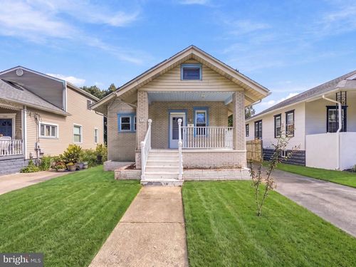 304 Woodlawn Ter, COLLINGSWOOD, NJ, 08108-1635 | Card Image