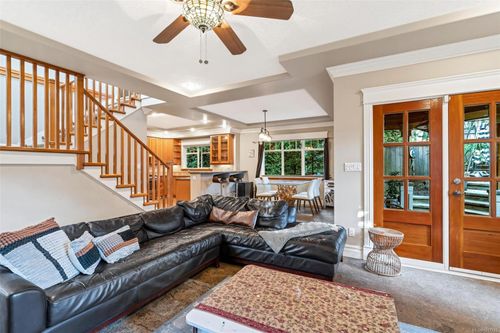411 Conway Rd, Victoria, BC, V9E2B9 | Card Image