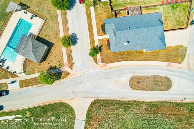 4002 Hope Dr, House other with 4 bedrooms, 2 bathrooms and null parking in Clyde TX | Image 40