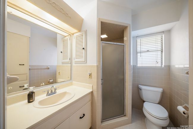 425 Crestwind Dr, House other with 3 bedrooms, 3 bathrooms and null parking in Windcrest TX | Image 24