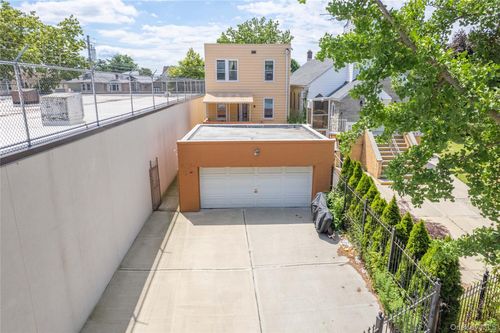 356 Underhill Ave, Bronx, NY, 10473-3024 | Card Image