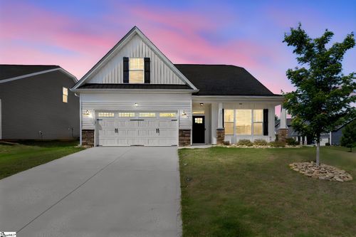 77 Tannery Dr, Greer, SC, 29651-7320 | Card Image