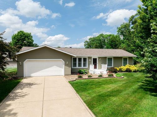 317 E Ben St, New Carlisle, IN, 46552 | Card Image