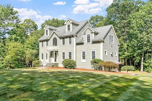 19 Barton Rd, Harvard, MA, 01451-1628 | Card Image