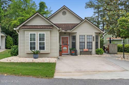 1056 Valley Dr, Calabash, NC, 28467-2937 | Card Image