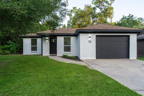 10 N Wavy Oak Cir, The Woodlands, TX, 77381-2848 | Card Image