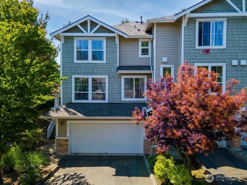 23777 Se 52nd Ln, Issaquah, WA, 98029-7671 | Card Image