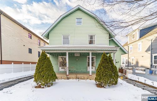 46 N 10th St, Newark, NJ, 07107-1718 | Card Image