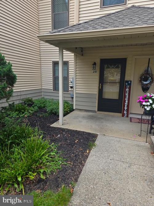 210 Begonia Ct, Jackson, NJ, 08527-4135 | Card Image