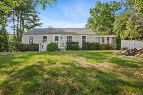 9 Deerwood Ct, Norwalk, CT, 06851-2604 | Card Image