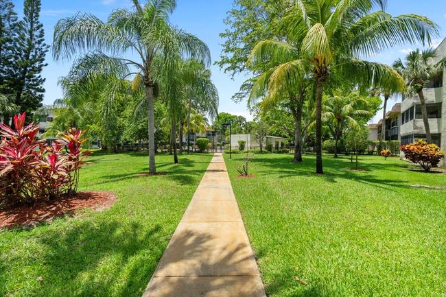 APT-301 - 6075 N Sabal Palm Blvd, Condo with 2 bedrooms, 2 bathrooms and null parking in Tamarac FL | Image 27