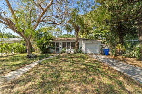 510 S 29th Ct, Hollywood, FL, 33020-4738 | Card Image
