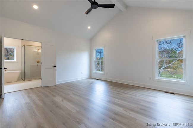 2034 Andres Way, Home with 5 bedrooms, 4 bathrooms and null parking in Floyds Knobs IN | Image 27
