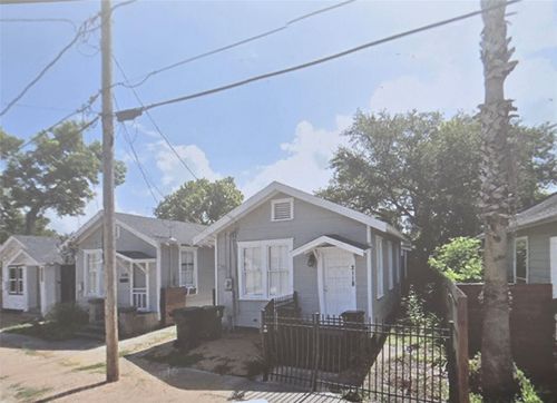 2118 Carter St, Houston, TX, 77008-4446 | Card Image