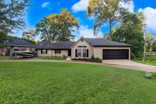 2275 Woodstone Dr, Benton, LA, 71006-8416 | Card Image