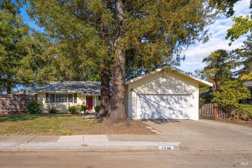 2216 Fremont Drive, Santa Rosa, CA, 95409 | Card Image