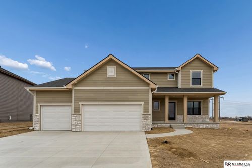 8606 Legacy St, Papillion, NE, 68046-5124 | Card Image