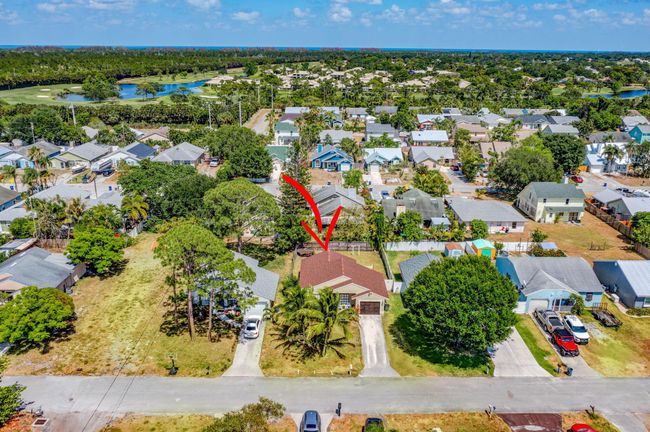 5855 Se Mitzi Ln, House other with 2 bedrooms, 2 bathrooms and null parking in Stuart FL | Image 40