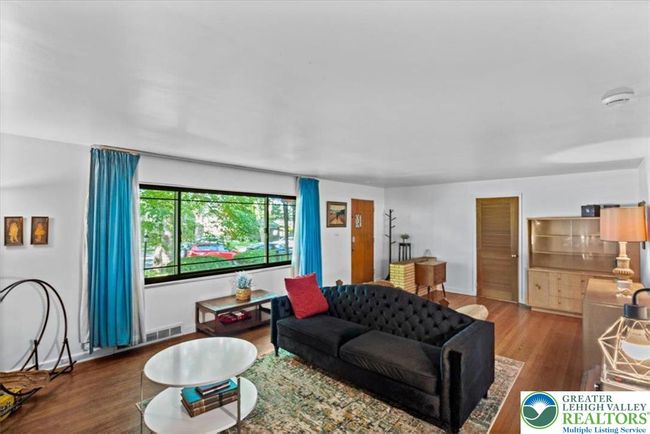 1321 W Union Blvd, House other with 3 bedrooms, 2 bathrooms and null parking in BETHLEHEM PA | Image 10