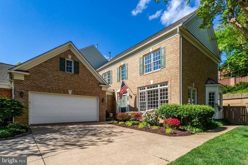 5231 Winter View Dr, ALEXANDRIA, VA, 22312-3914 | Card Image
