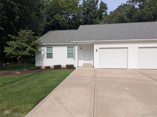11 Norman Dr, Columbia, IL, 62236-1971 | Card Image