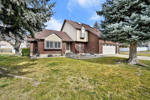 1843 E 1750 N, Layton, UT, 84040 | Card Image