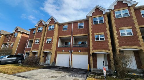 9 Maple Park Way, Markham, ON, L6G1C5 | Card Image