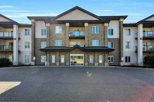 119-80A Kelloway Crescent, Red Deer, AB, T4P4E5 | Card Image