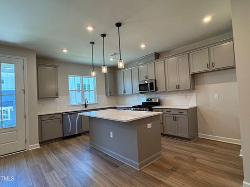 607 Callan View Ave, Wake Forest, NC, 27587-2577 | Card Image