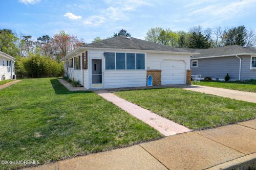 23 Barbados Dr, Toms River, NJ, 08757-4045 | Card Image