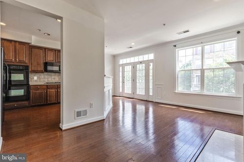 26-c-3504 Carriage Walk Ln, LAUREL, MD, 20724-2007 | Card Image