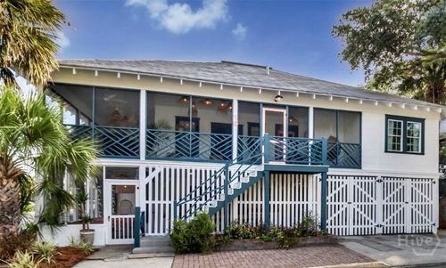 16 12th St, Tybee Island, GA, 31328-9556 | Card Image