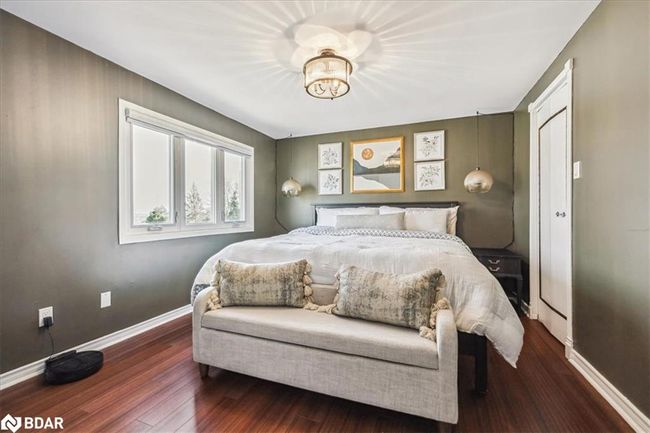 3193 Greenbough Cres, House other with 3 bedrooms, 3 bathrooms and 3 parking in Burlington ON | Image 16
