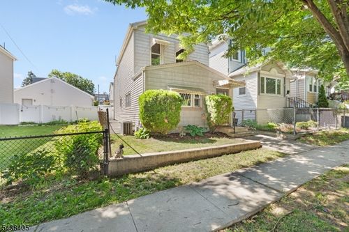 143 Sylvan Ave, Clifton, NJ, 07011-3335 | Card Image