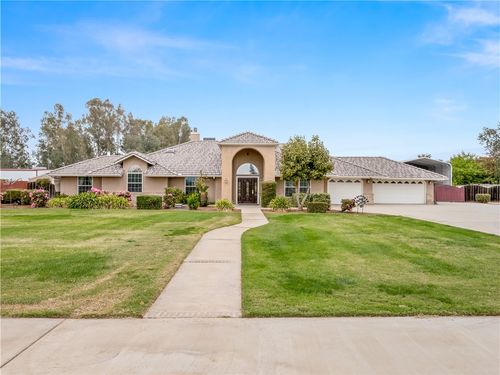 35673 Avenue 12 1/2, Madera, CA, 93636-8329 | Card Image
