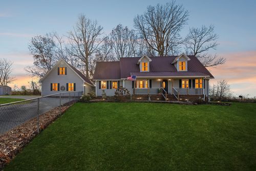 524 Willie Jarvis Rd, Sparta, TN, 38583-5645 | Card Image