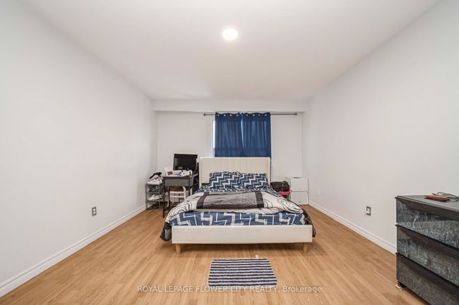 433 Hansen Rd N, House other with 4 bedrooms, 3 bathrooms and 2 parking in Brampton ON | Image 22