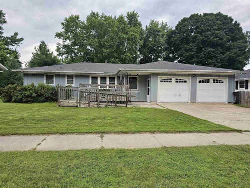 515 Park Avenue, WAUPACA, WI, 54981 | Card Image
