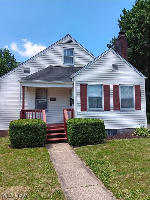 1815 Kirk Ct Nw, Canton, OH, 44709-3833 | Card Image