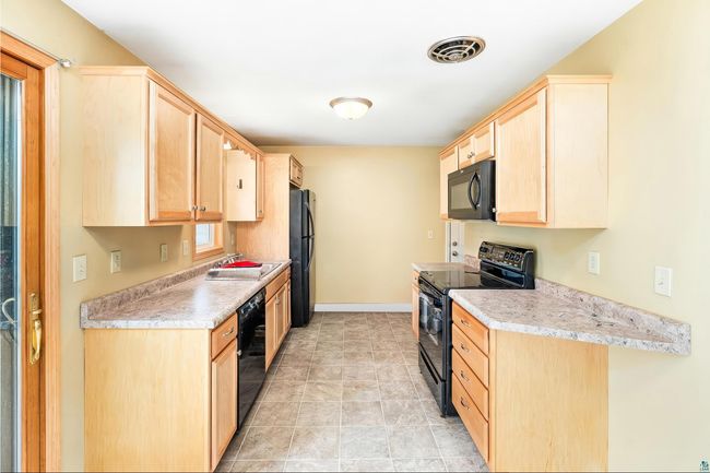 1229 W Arrowhead Rd, House other with 4 bedrooms, 2 bathrooms and null parking in Duluth MN | Image 7