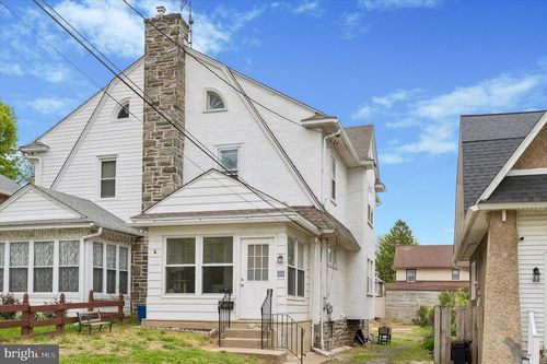 33 S Harwood Ave, UPPER DARBY, PA, 19082-2623 | Card Image