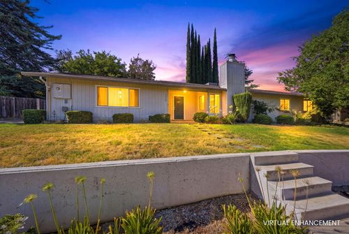 3394 Cessna Drive, Redding, CA, 96001 | Card Image